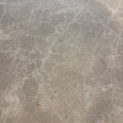 カフェ風丸テーブルの画像