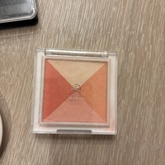 アイシャドウ、フェイスカラー、チークセットの画像