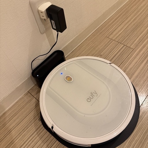 eufy ロボット式掃除機　水拭き機能あり　ロボバックG10