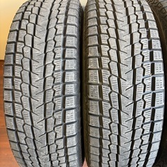 215/70/16冬ヨコハマの画像