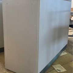 スチール、一部木製キャビネットの画像