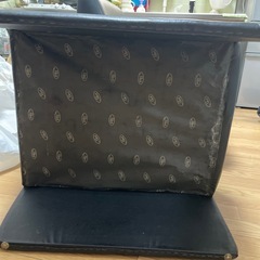 まだまだ使えるひとり掛けソファー
ふたつの画像