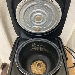 炊飯器の画像