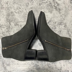 DIANA ダイアナ スエードショートブーツの画像