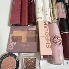 こすめまとめうりコスメまとめ売りの画像