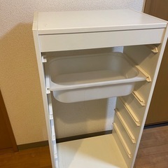 IKEA トロファスト　白　ボックス無しの画像