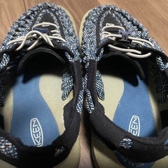 キーン　ユニークサンダルの画像