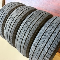 185/60/15冬VRX2の画像