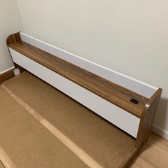 ダブルサイズ　ベッド枠　ローベッド　の画像