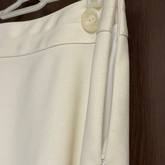 ★未使用★ 冬スカート オフホワイ
ト サイズ２ の画像