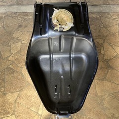 隼 燃料タンク　2個セット スズキ　GSX1300R ハヤブサ　SUZUKIの画像