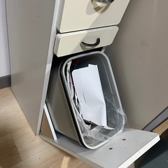 ゴミ箱付き小型キャビネット（20L）の画像