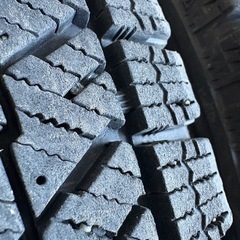 145/80/13冬VRX2の画像