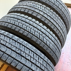 145/80/13冬VRX2の画像