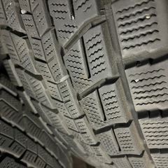 スタッドレスタイヤ　プラド　ハイラックス　サーフの画像