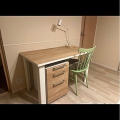 デスク4点セットの画像