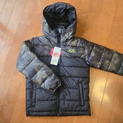 新品・未使用・タグ付きオークリジャケット130の画像