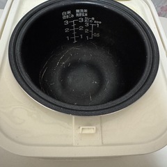 ニトリ マイコン炊飯ジャー SN-A5 0.54Lの画像