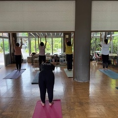 ご祈祷とヨガの画像