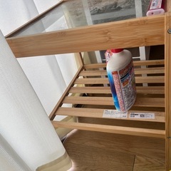 IKEAサイドテーブルの画像