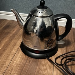 ステンレス電気ケトル マキアート PO-115 2012年製　ポットの画像