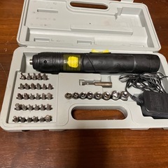 電動ドライバーの画像
