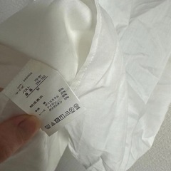 オフショルダー ホワイトシャツ Mサイズの画像