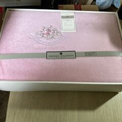 Pierre BALMAIN ピエール バルマン ボア シーツ 新品 未使用 長期保管品 箱痛み、書き込み等有りの画像