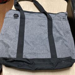 Coleman コールマン トートバッグ アウトドア ボストンバッグの画像