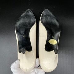 ◇イヴ サンローラン YSL パンプス　ホワイトの画像