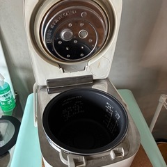 炊飯器 Panasonic SR-PW105の画像