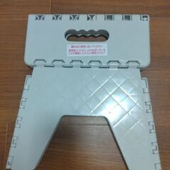 折りたたみ台の画像