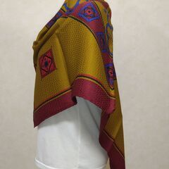 スカーフ　キャメルの画像