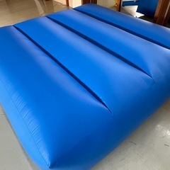 着地用エアーマット　安全エアバッグ　の画像