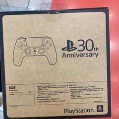 DualSense ワイヤレスコントローラー 30周年アニバーサリーの画像