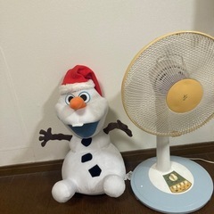 オラフ大きいぬいぐるみ2点の画像