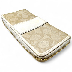 COACH 長財布　シグネチャー　ベージュの画像