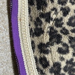 ヒョウ柄ボアベストの画像