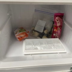 冷蔵庫‼️12月中旬過ぎに引き取りに来てくれる方‼️今ならホッカイロ差し上げます‼️の画像