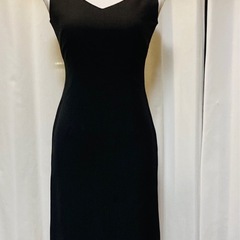 # 4点セット (7号) 黒　パンツスーツ・ジャンパースカート・ブラウスの画像