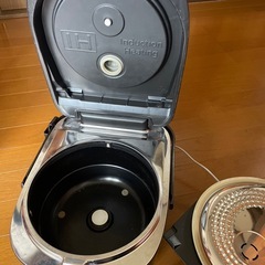 炊飯器　5.5合炊き　米　家電　一人暮らしの画像