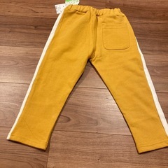 【タグ付き新品100サイズ】シシュノン　長ズボン　イエローの画像
