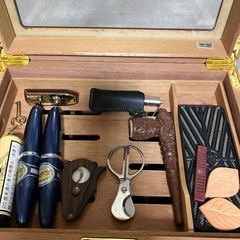 鍵付きヒュミドールの画像