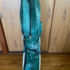 ゴルフバッグの画像