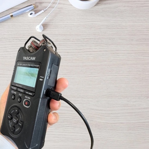 TASCAM DR-40 リニアPCMレコーダー