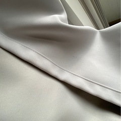 カーテン　両開き　グレー　の画像