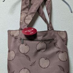 《新品未使用・タグ付き》カルディ　りんごトートバッグ2025（単品）の画像