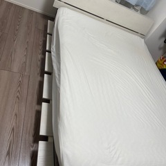 ニトリ　ダブルベッド　Nスリープ　マットレスとベッドフレームセットの画像