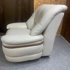 1人掛け回転ソファの画像