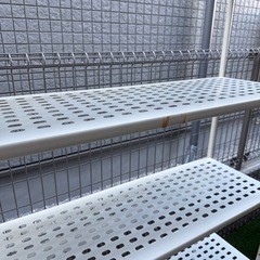 白い収納棚の画像